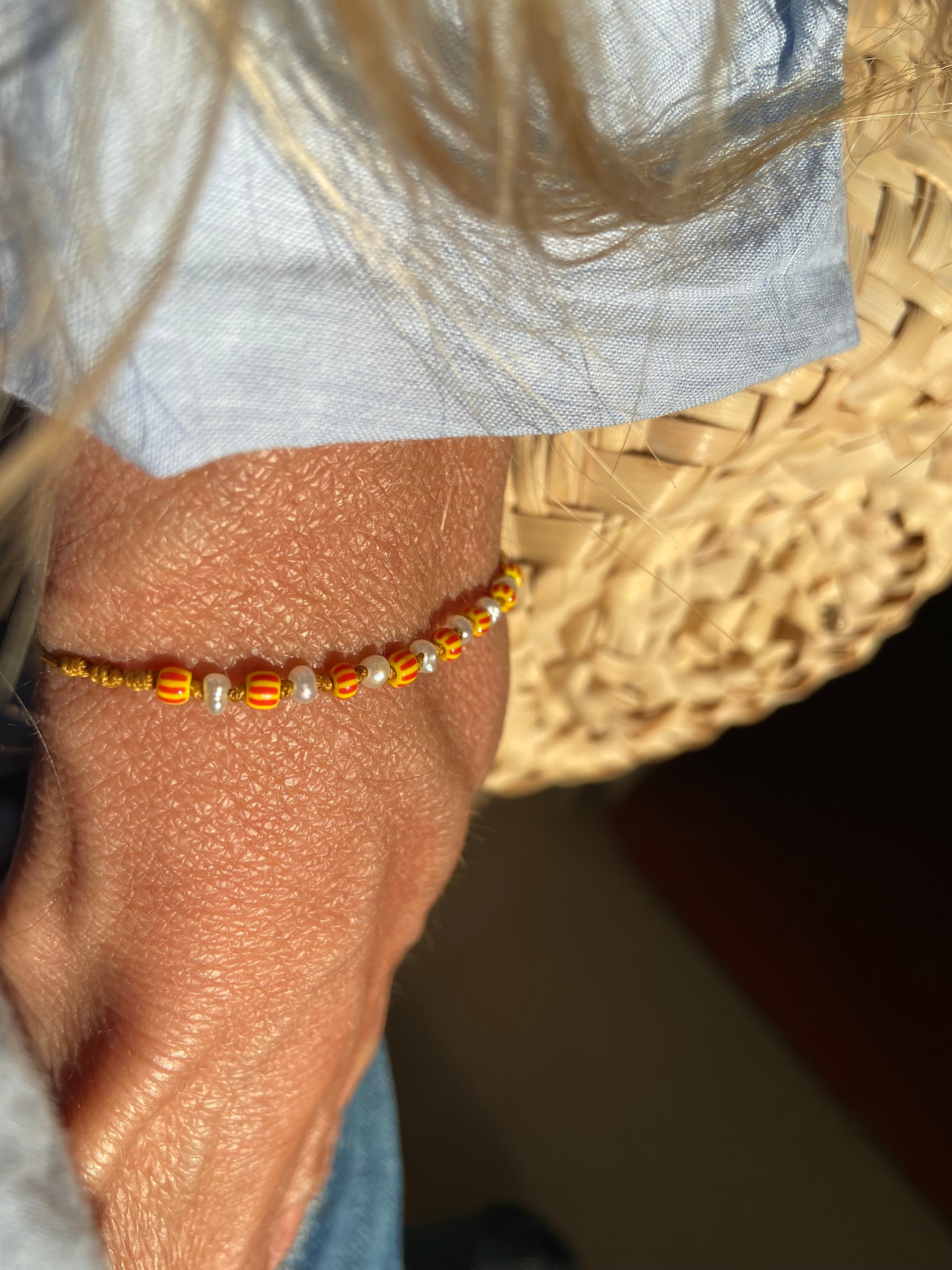 Bracelet Perle nacre jaune et rouge