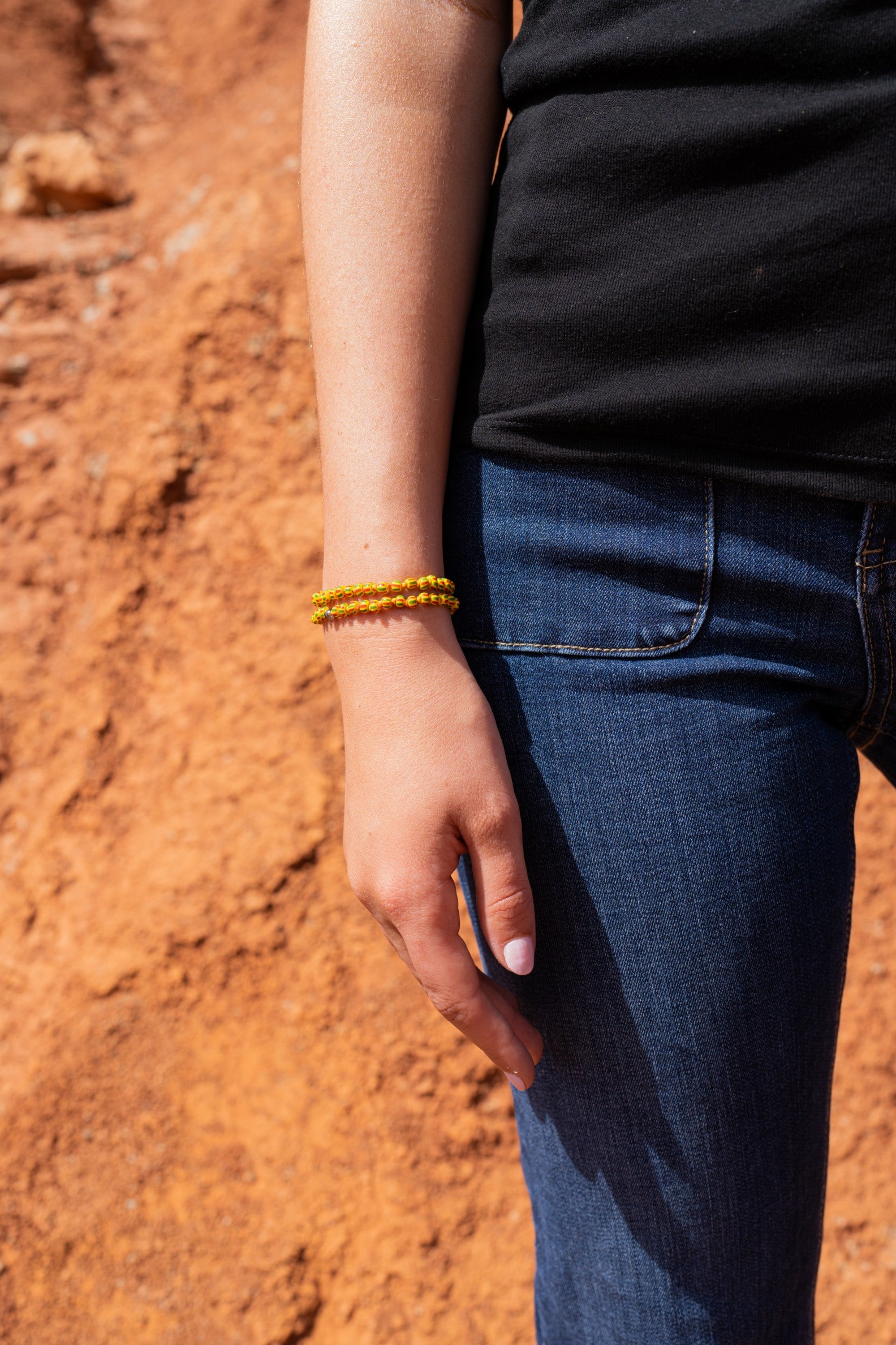 Bracelet double tour Perle africaine jaune Keshi